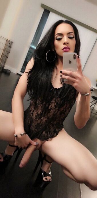 HungSonya Голі Зливи OnlyFans Фото 19