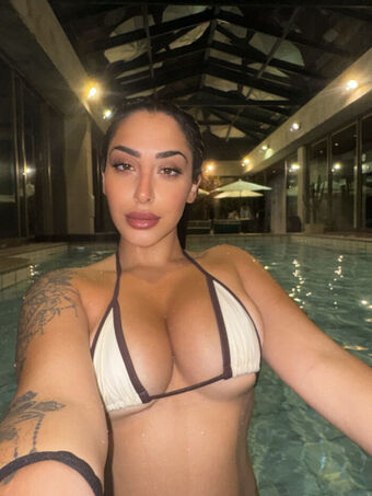 Iamicynina Голі Зливи OnlyFans Фото 5