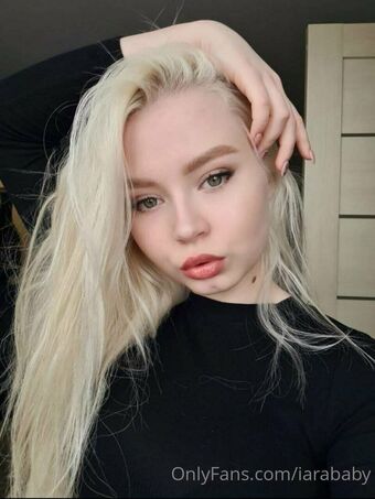 iarababy Голі Зливи OnlyFans Фото 16