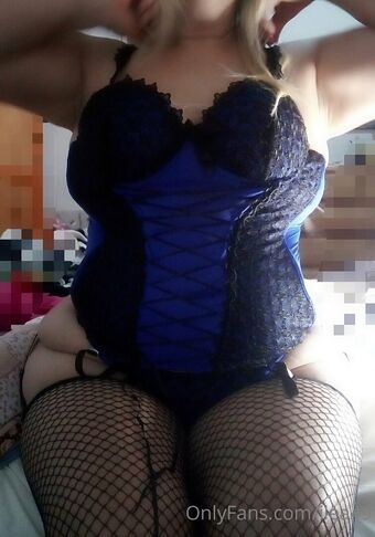 ilea49 Голі Зливи OnlyFans Фото 3