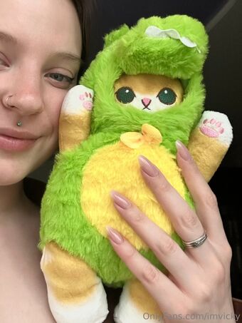 imvicky Голі Зливи OnlyFans Фото 5