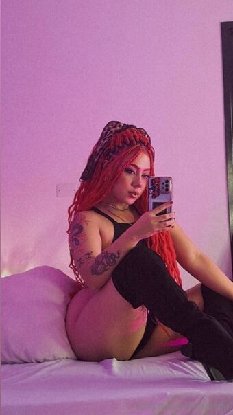 isaredd Голі Зливи OnlyFans Фото 14