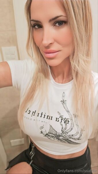 issafree Голі Зливи OnlyFans Фото 8