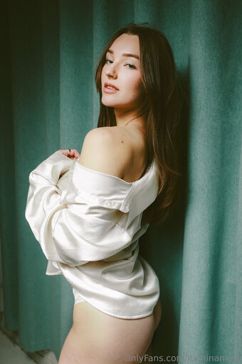 its.ninamars Голі Зливи OnlyFans Фото 7