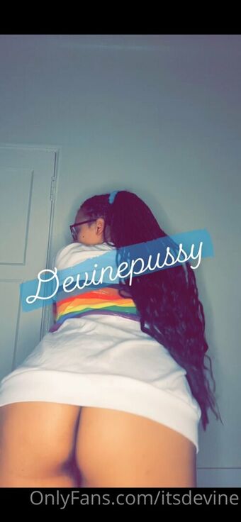itsdevine Голі Зливи OnlyFans Фото 14