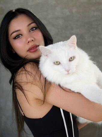 itshellovee Голі Зливи OnlyFans Фото 36