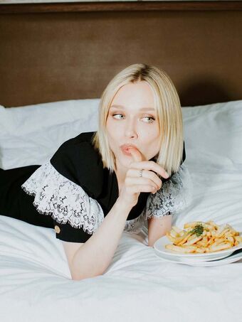 Ivanna Sakhno Голі Зливи OnlyFans Фото 60