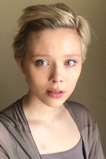 Ivanna Sakhno Голі Зливи OnlyFans Фото 64