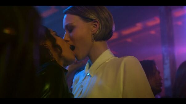 Ivanna Sakhno Голі Зливи OnlyFans Фото 67