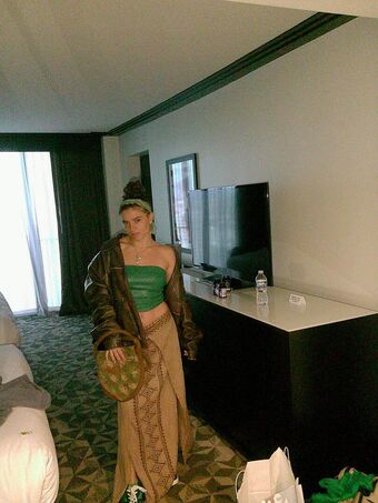 Jade Chynoweth Голі Зливи OnlyFans Фото 124