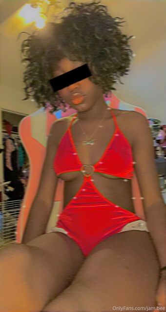 jam.bee Голі Зливи OnlyFans Фото 19