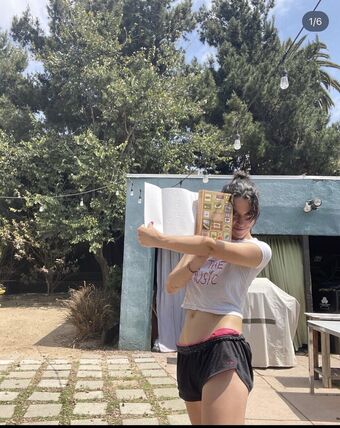 Jamie Loftus