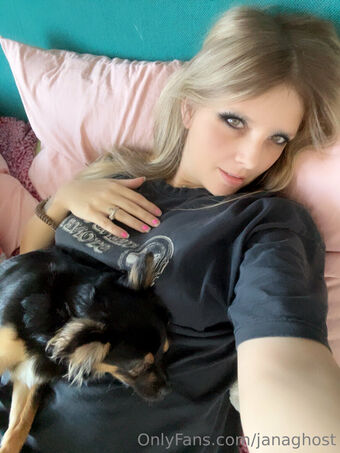 janaghost Голі Зливи OnlyFans Фото 7