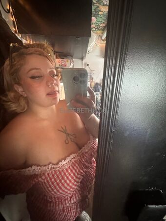 jay8en Голі Зливи OnlyFans Фото 2