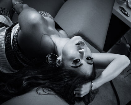 Jenny Babas Голі Зливи OnlyFans Фото 6