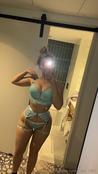 jessyleex Голі Зливи OnlyFans Фото 23