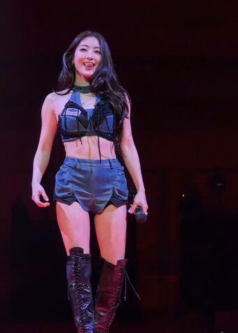 Jihyo Голі Зливи OnlyFans Фото 490