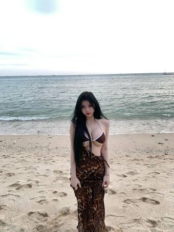 Joannahui Голі Зливи OnlyFans Фото 8