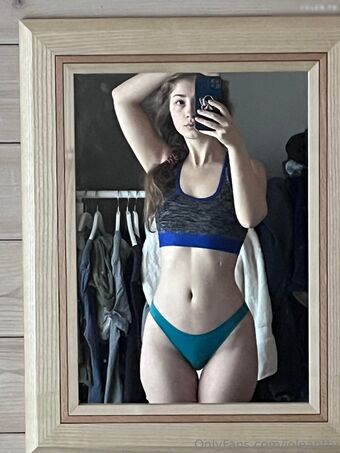 Jolean Голі Зливи OnlyFans Фото 78