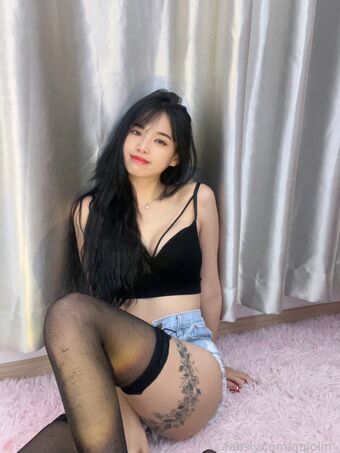 Jolin Голі Зливи OnlyFans Фото 19
