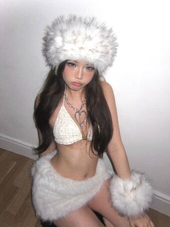 joycee.e Голі Зливи OnlyFans Фото 24