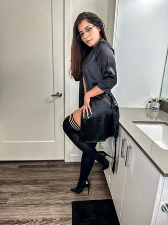 jrivera_model Голі Зливи OnlyFans Фото 3