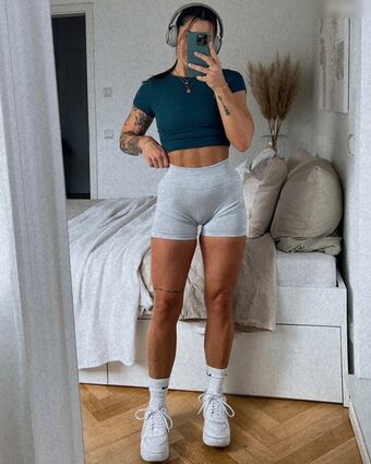 juleesrules Голі Зливи OnlyFans Фото 4