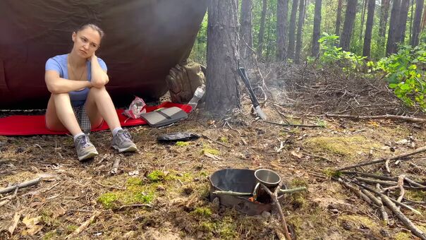 Julia's Adventures Голі Зливи OnlyFans Фото 7