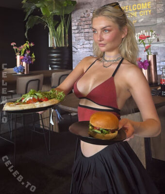 Julia Wulf Голі Зливи OnlyFans Фото 312