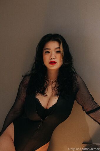 kaemee Голі Зливи OnlyFans Фото 9