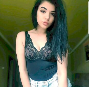 _karisha_ Голі Зливи OnlyFans Фото 1