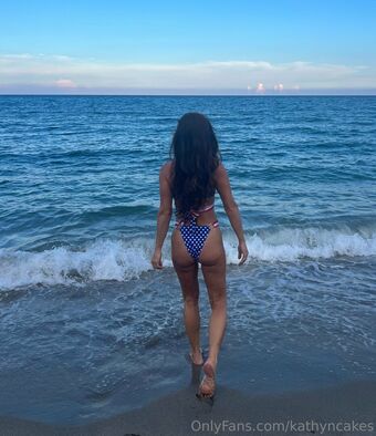 kathyncakes Голі Зливи OnlyFans Фото 16