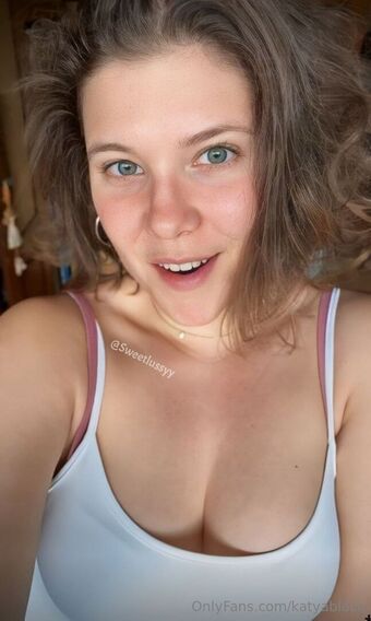 Katyablack Голі Зливи OnlyFans Фото 44