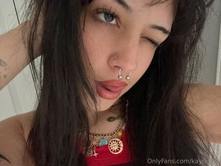 kaymillys Голі Зливи OnlyFans Фото 55