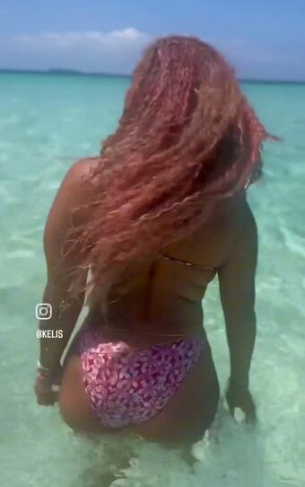 Kelis Голі Зливи OnlyFans Фото 9