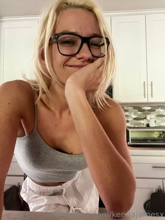 kenna Голі Зливи OnlyFans Фото 27