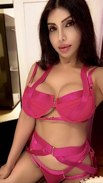 Kimdash69 Голі Зливи OnlyFans Фото 3