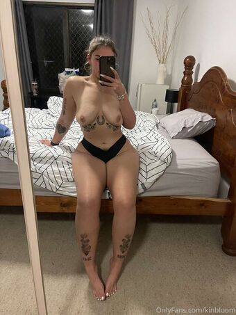 kinbloom Голі Зливи OnlyFans Фото 26