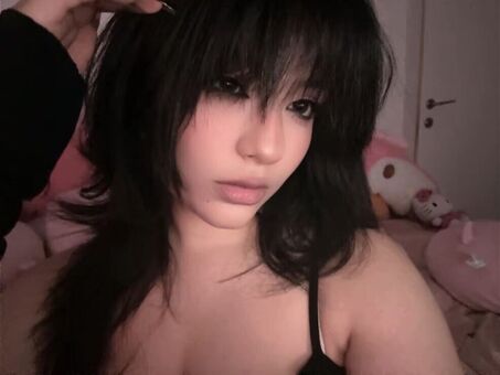 kioxmi Голі Зливи OnlyFans Фото 2