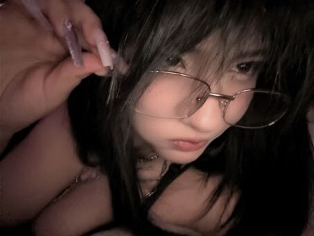 kioxmi Голі Зливи OnlyFans Фото 3