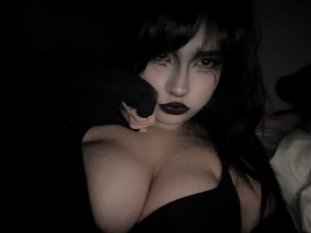 kioxmi Голі Зливи OnlyFans Фото 5