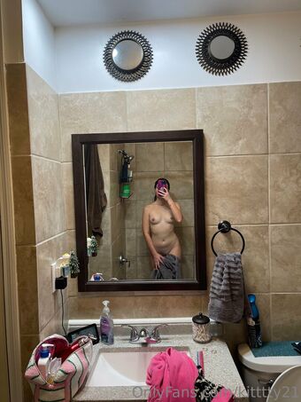 kitttty21 Голі Зливи OnlyFans Фото 12