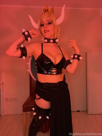 kittycosx Голі Зливи OnlyFans Фото 6