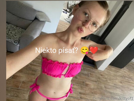 kittyof1 Голі Зливи OnlyFans Фото 14