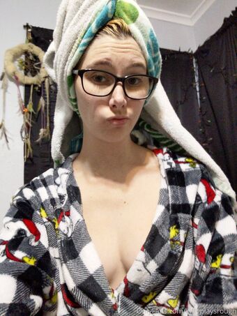 kittyplaysrough Голі Зливи OnlyFans Фото 18
