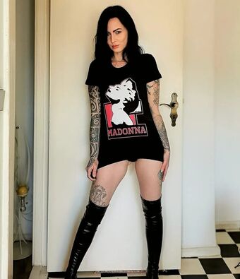 Kleene Голі Зливи OnlyFans Фото 3