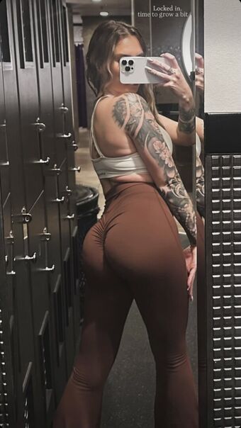 KrissyV Голі Зливи OnlyFans Фото 11