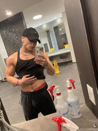 kshredz Голі Зливи OnlyFans Фото 1
