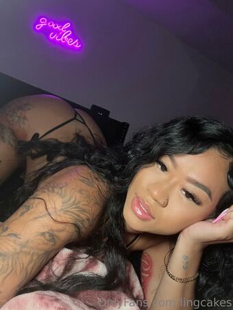 Lady Bug Baristas Голі Зливи OnlyFans Фото 25