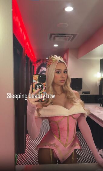 lapdog Голі Зливи OnlyFans Фото 21